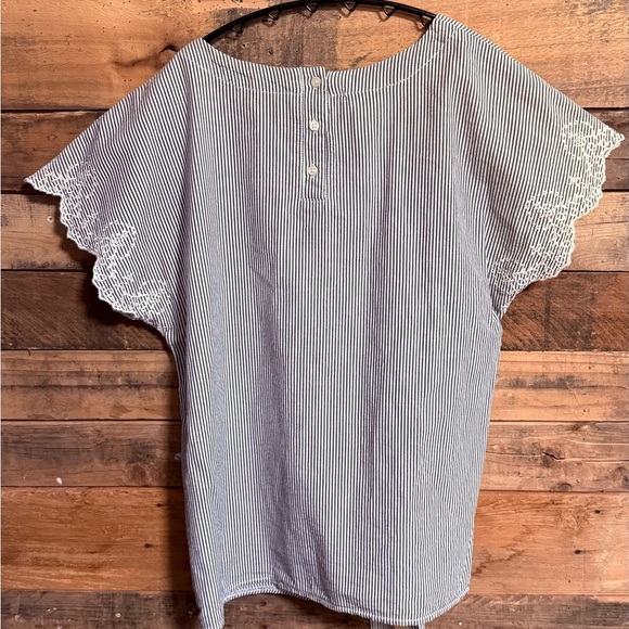 St. John's Bay Navy and White Striped Shirt - Picture 3 of 6